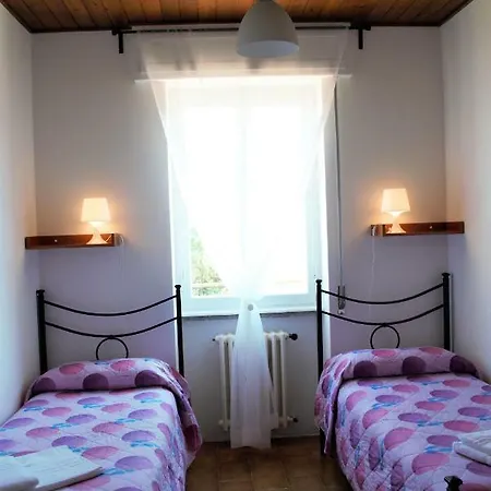 Golfo Di Uccio Tatil Evi Oliveto Lario
